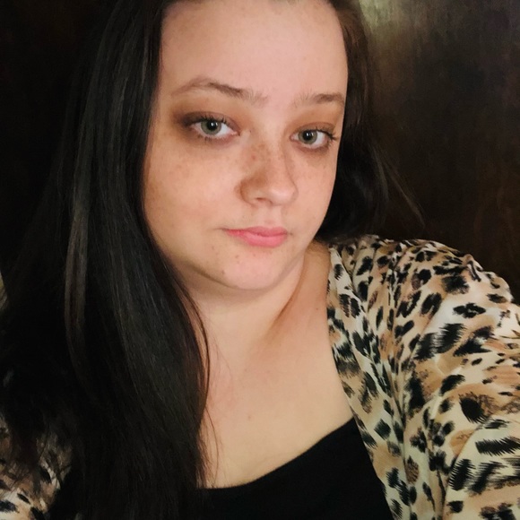 Meet your Posher, Rachel - Picture 10 of 15